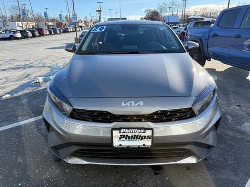 2024 Kia Forte LXS