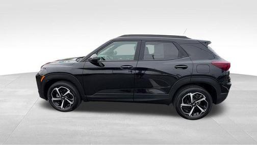 Mosaic Black Metallic 2022 Chevrolet Trailblazer RS