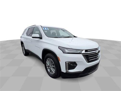 2022 Chevrolet Traverse LT Cloth