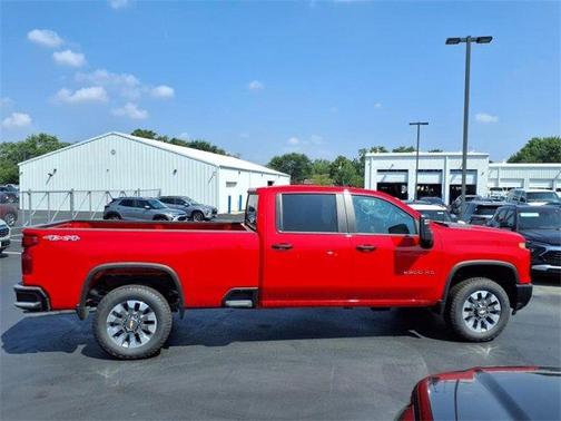 2025 Chevrolet Silverado 2500 Custom