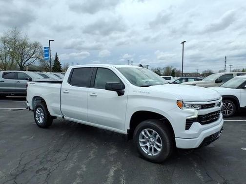Summit White 2026 Chevrolet Silverado 1500 RST