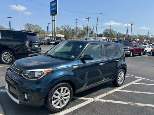 2017 Kia Soul +