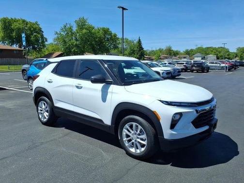 Summit White 2026 Chevrolet Trailblazer LS