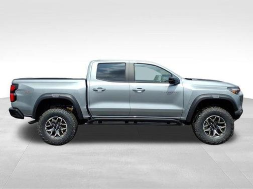 Sterling Gray Metallic 2026 Chevrolet Colorado ZR2
