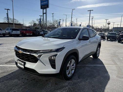 2025 Chevrolet Trax LS