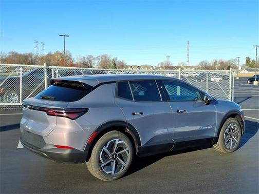 2026 Chevrolet Equinox EV LT 1