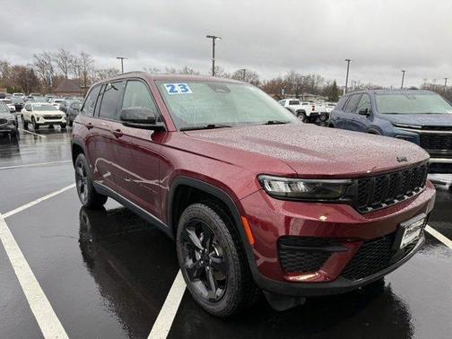2023 Jeep Grand Cherokee Altitude