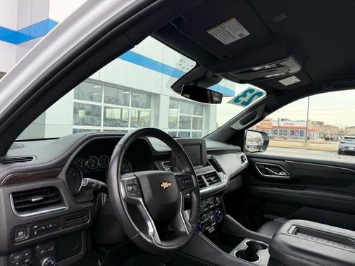 2023 Chevrolet Suburban LS