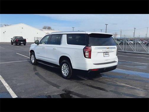 2023 Chevrolet Suburban LS