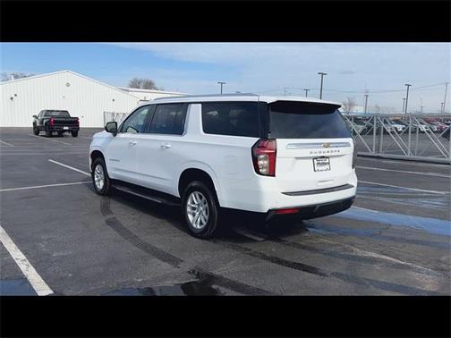 2023 Chevrolet Suburban LS