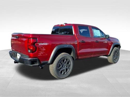 Radiant Red 2026 Chevrolet Colorado Trail Boss