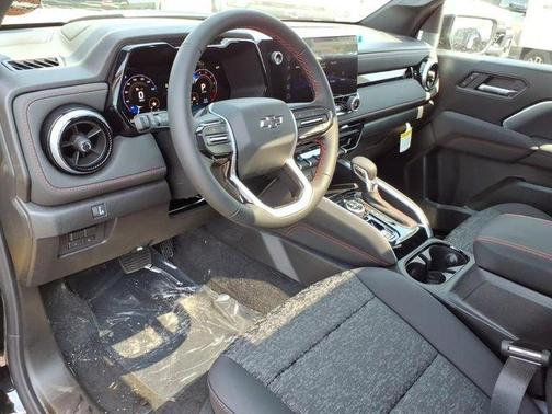 Black 2026 Chevrolet Colorado Z71