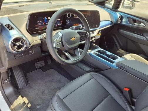 2025 Chevrolet Equinox EV LT 2
