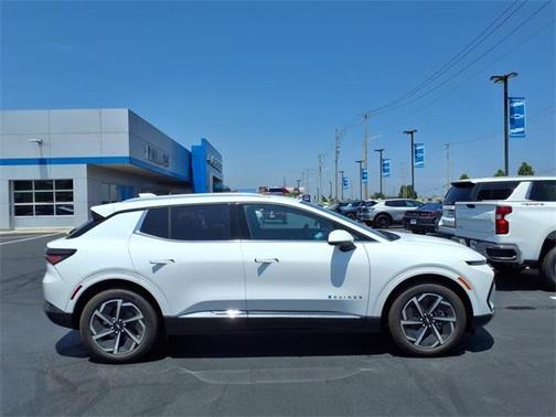 2025 Chevrolet Equinox EV LT 2