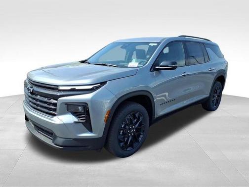Sterling Gray Metallic 2026 Chevrolet Traverse LT