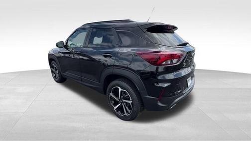 Mosaic Black Metallic 2022 Chevrolet Trailblazer RS