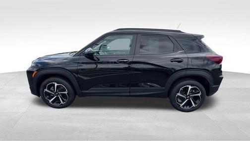 Mosaic Black Metallic 2022 Chevrolet Trailblazer RS