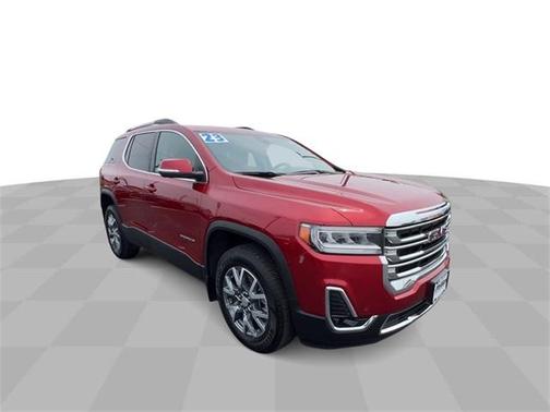 2022 GMC Acadia SLT