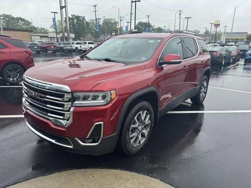 2022 GMC Acadia SLT