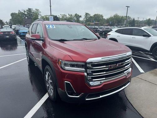 2022 GMC Acadia SLT