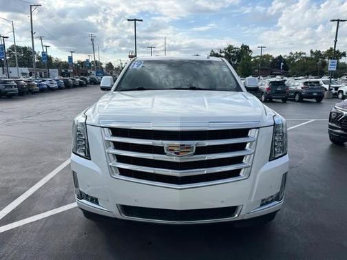 2019 Cadillac Escalade Luxury