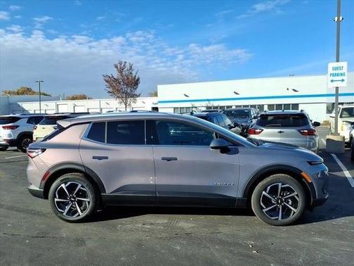 2026 Chevrolet Equinox EV LT 2