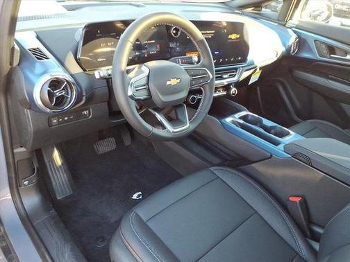 2026 Chevrolet Equinox EV LT 2