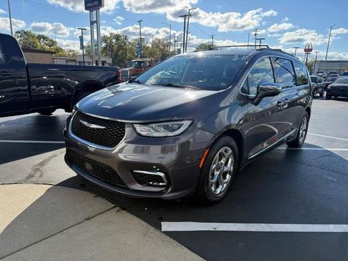 2022 Chrysler Pacifica Limited