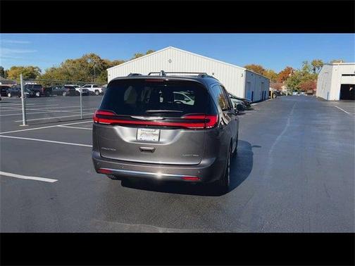 2022 Chrysler Pacifica Limited