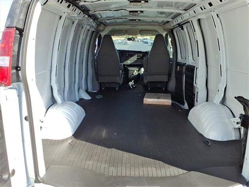 2025 Chevrolet Express 2500 Work Van