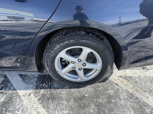 2016 Chevrolet Malibu LS