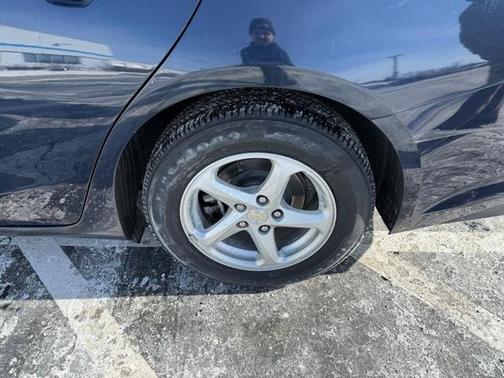 2016 Chevrolet Malibu LS