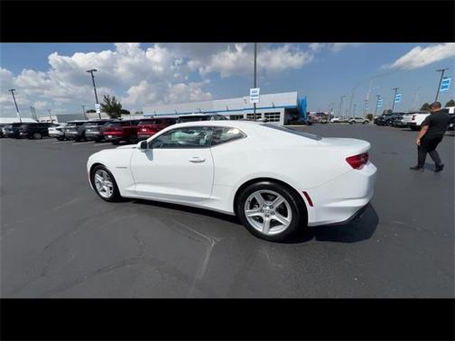 2022 Chevrolet Camaro 1LT