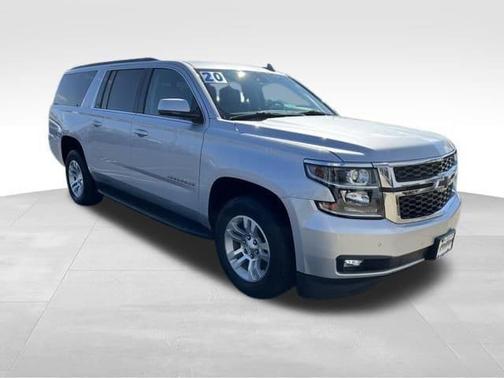 Silver Ice Metallic 2020 Chevrolet Suburban LT