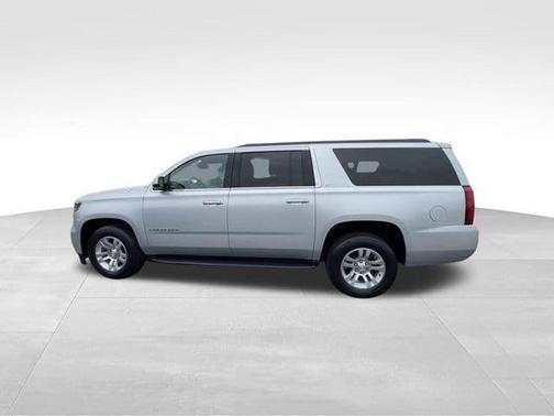 Silver Ice Metallic 2020 Chevrolet Suburban LT
