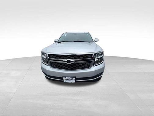 Silver Ice Metallic 2020 Chevrolet Suburban LT