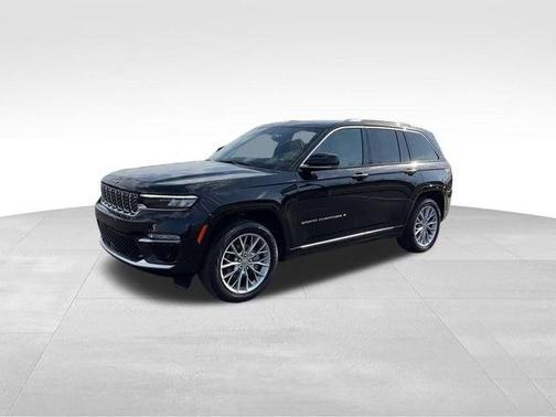 2023 Jeep Grand Cherokee Summit