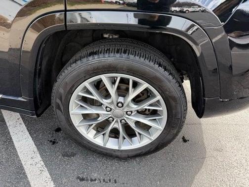 2023 Jeep Grand Cherokee Summit