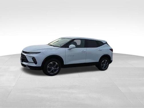Summit White 2024 Chevrolet Blazer LT