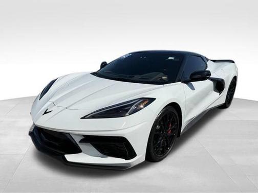 Arctic White 2023 Chevrolet Corvette Stingray w/2LT