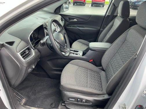 Summit White 2024 Chevrolet Equinox LT