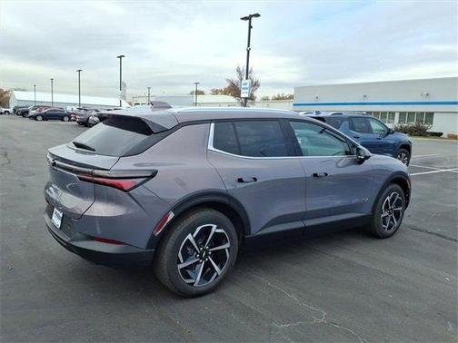 2026 Chevrolet Equinox EV LT 2