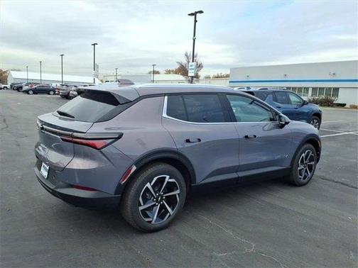 2026 Chevrolet Equinox EV LT 2