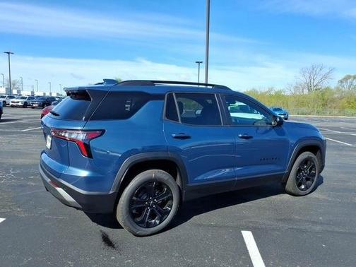 Lakeshore Blue Metallic 2026 Chevrolet Equinox LT