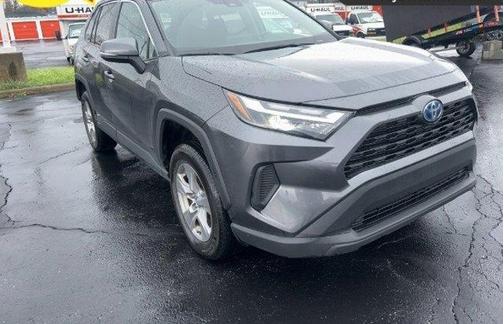 2022 Toyota RAV4 Hybrid XLE
