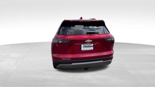 Radiant Red 2025 Chevrolet Equinox LT