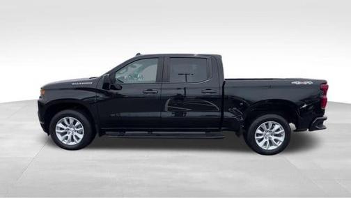Mosaic Black Metallic 2022 Chevrolet Silverado 1500 Limited Custom