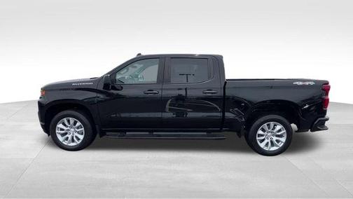 Mosaic Black Metallic 2022 Chevrolet Silverado 1500 Limited Custom