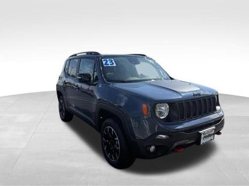 Slate Blue Pearlcoat 2023 Jeep Renegade Trailhawk
