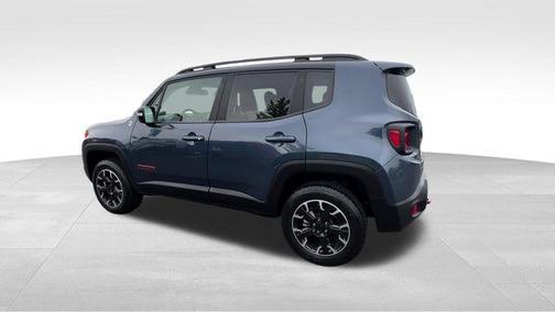 Slate Blue Pearlcoat 2023 Jeep Renegade Trailhawk